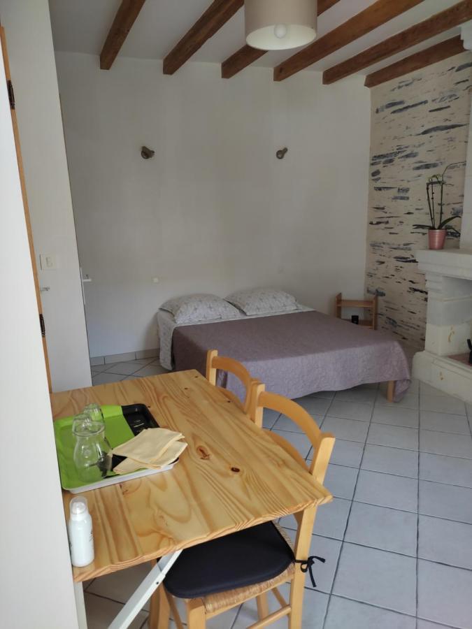Chambre La Loire La Dagueniere 外观 照片